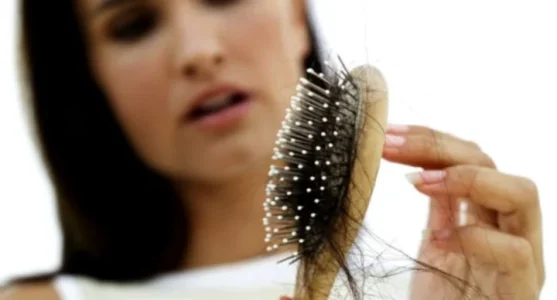 Hieronic complement; Specialized hair multivitamin