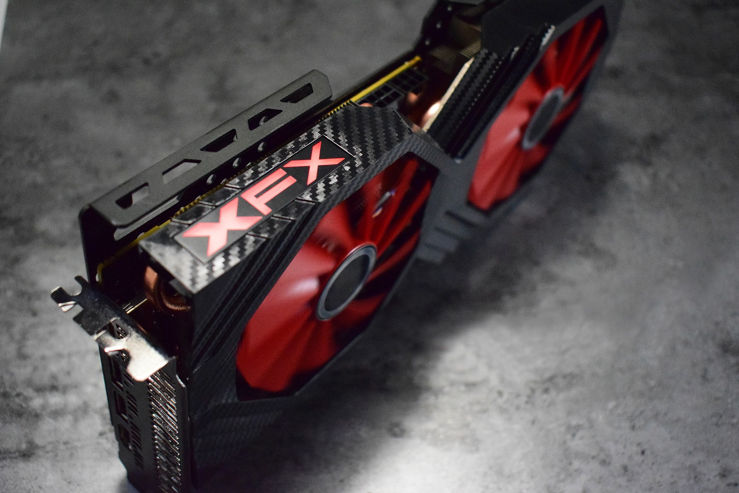 XFX دو کارت گرافیک نسخه سفارشی RX Vega 56 و RX Vega 64 خود را معرفی کرد