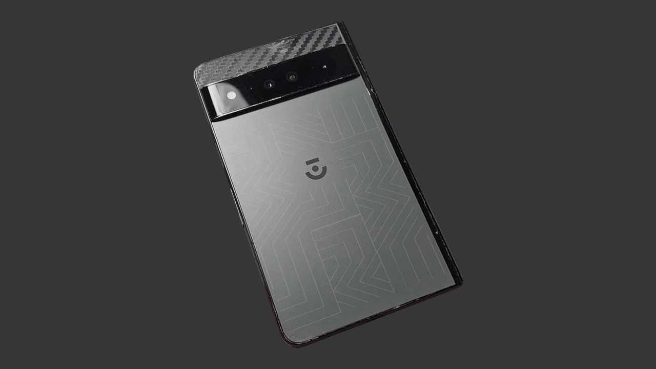 طراحی نمونه اولیه پیکسل فولد یادآور Pixel 6 است