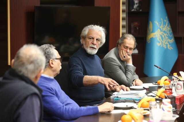 یک نشست در راستای جشنواره فیلم فجر یک نشست در راستای جشنواره فیلم فجر