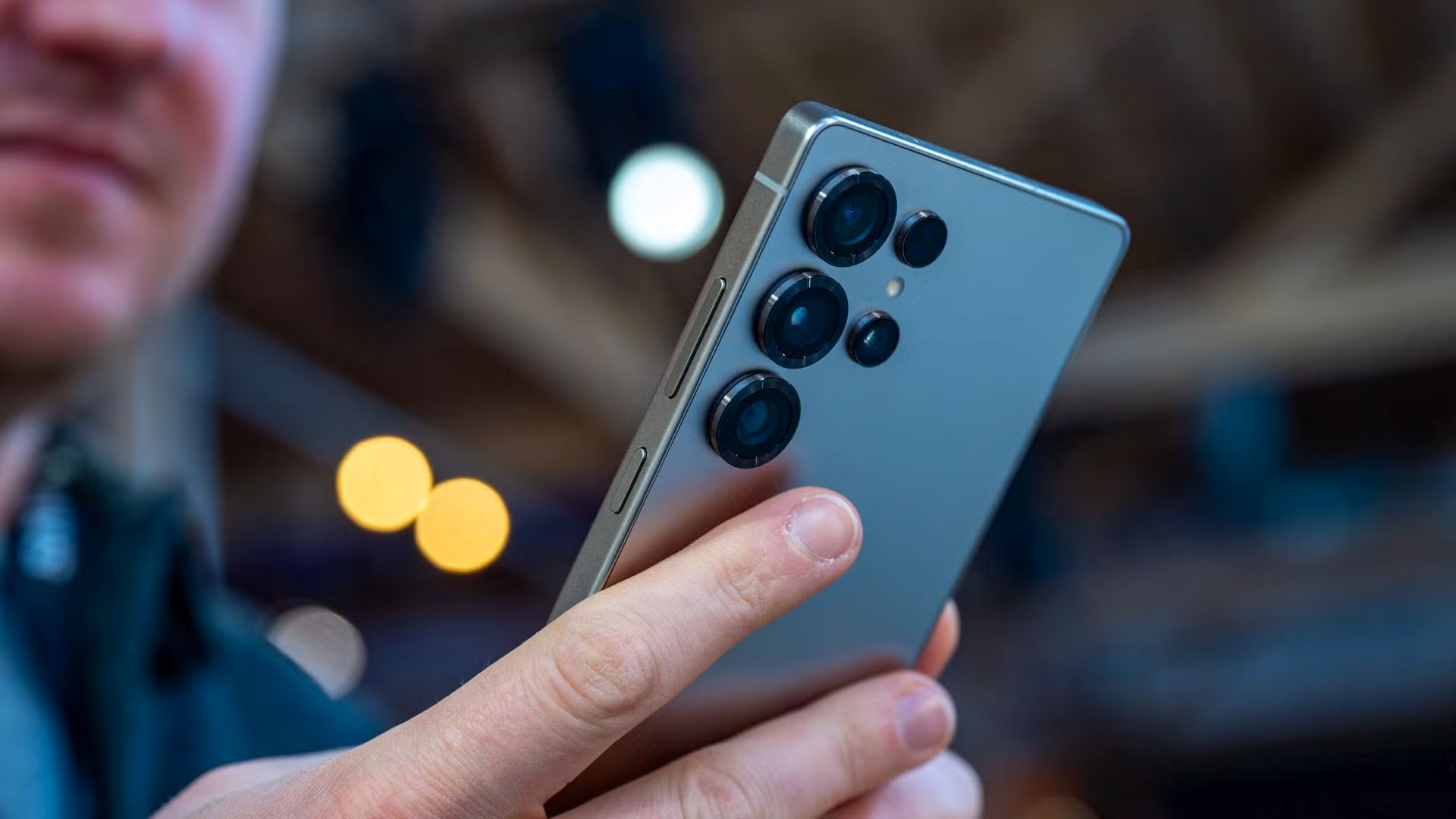 تست فیلم برداری دوربین Galaxy S25 Ultra گلکسی اس ۲۵ اولترا