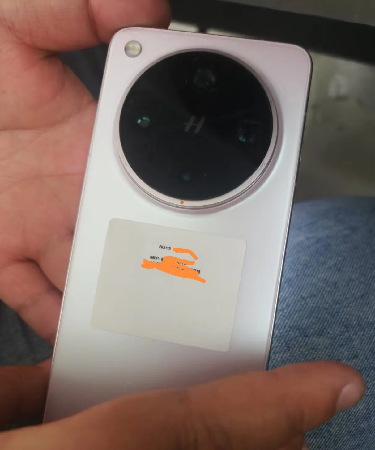 تصویر واقعی Find X8 Ultra فاش شده است