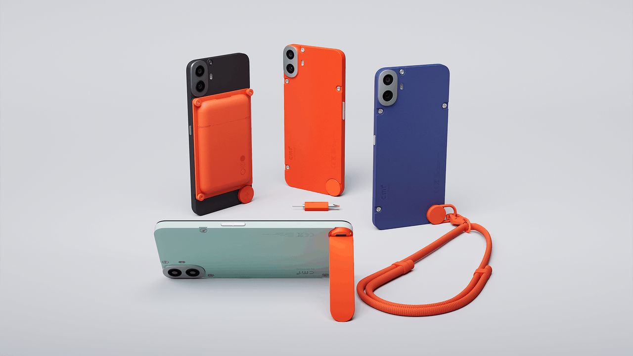 مقایسه ناتینگ CMF Phone 1 با گلکسی A35 CMF Phone 1