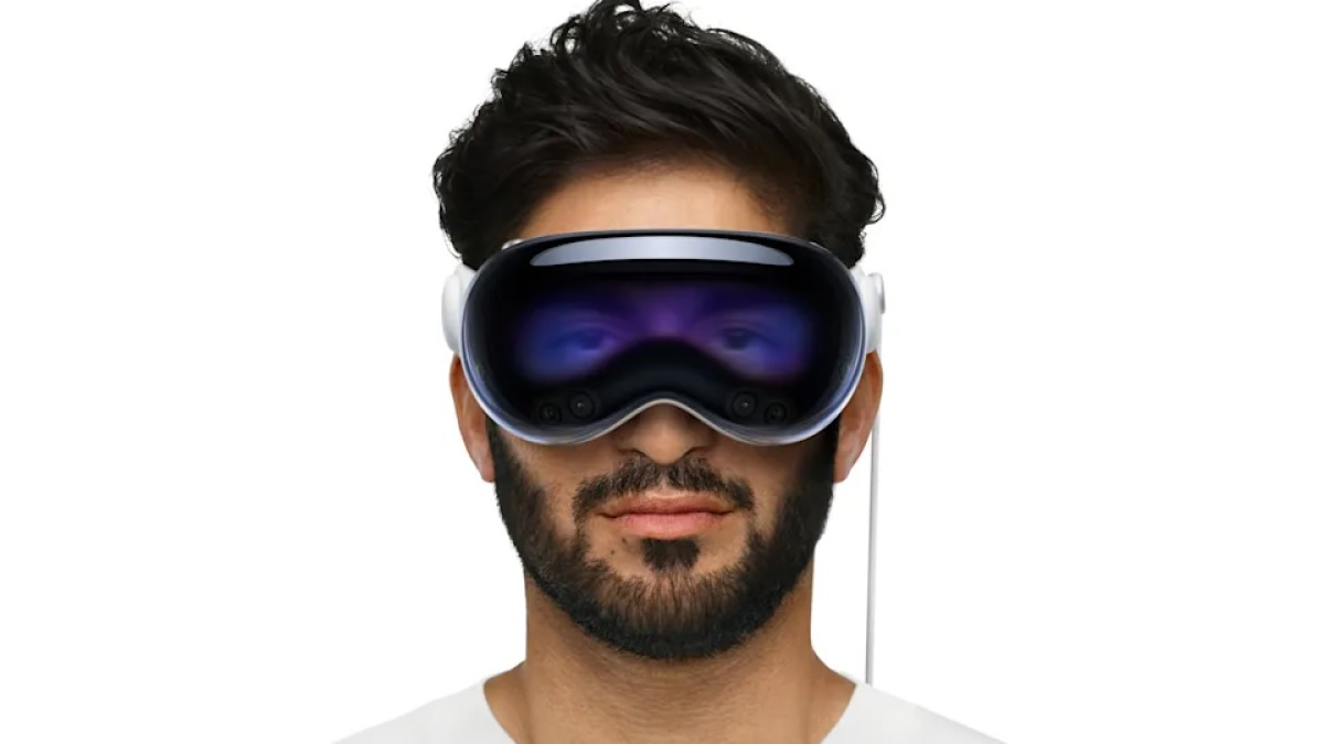 اپل روی دو نسخه جدید از Vision Pro کار می کند