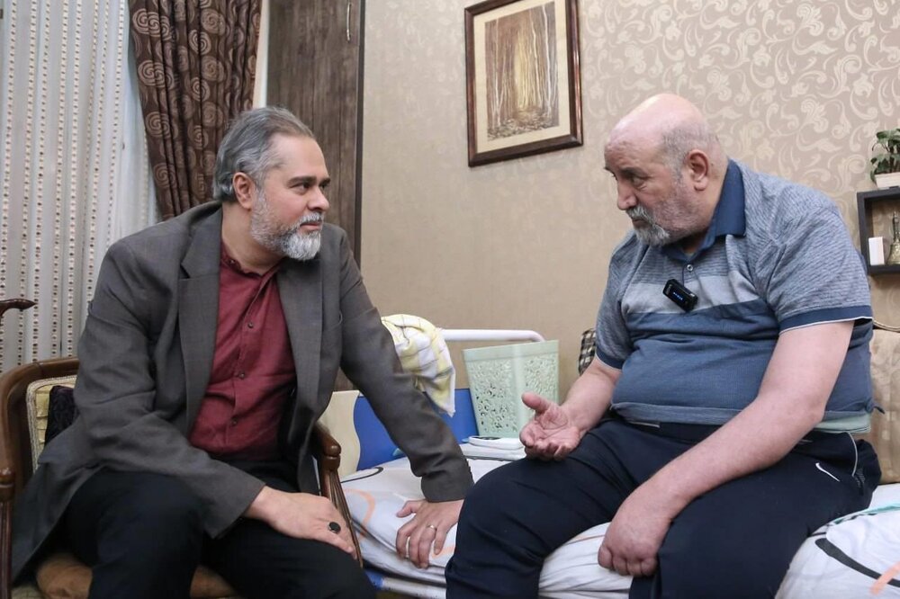 رئیس سازمان سینمایی به عیادت جمال شورجه رفت رئیس سازمان سینمایی به عیادت جمال شورجه رفت