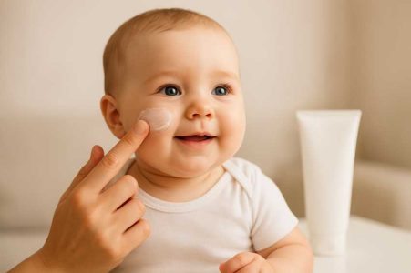 راهنمای کامل انتخاب و خرید کرم بچهگانه | هر آنچه والدین باید بدانند خرید کرم بچه گانه